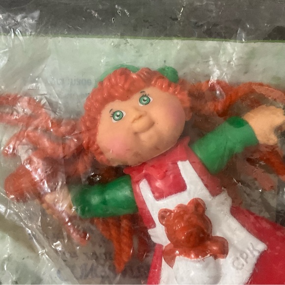 Vintage 1994 McDonald’s Cabbage Patch Kid PVC Figure NOS Red Hair Girl - Picture 2 of 8